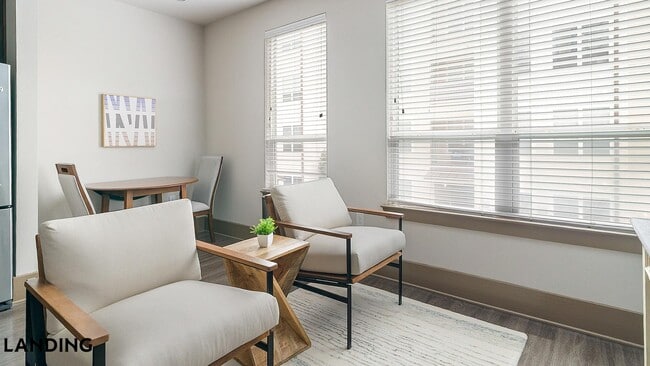 Building Photo - 155 Birdsall St Unit 218