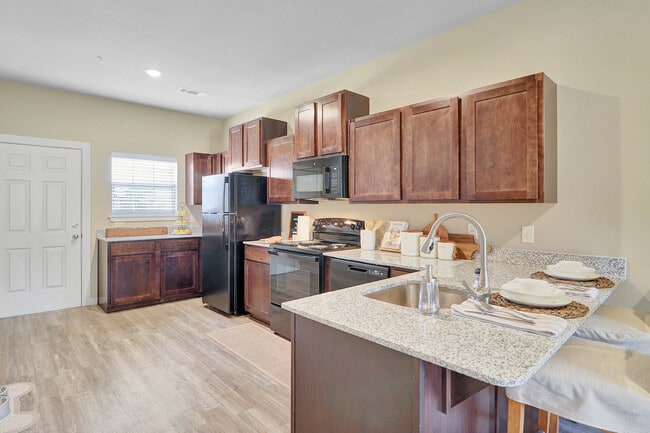 Photo - The Reserve at Chaffee Crossing Apartment Homes & Townhomes