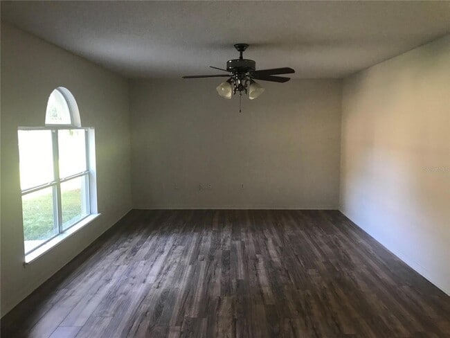 Photo - 638 Caribou Ct