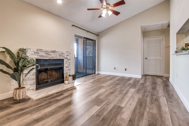 Photo - 1310 Harwell Dr Unit 4721