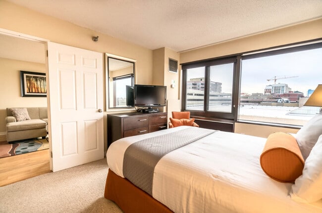 Photo - 127 Greyrock Pl Unit SI FL6-ID1050394P