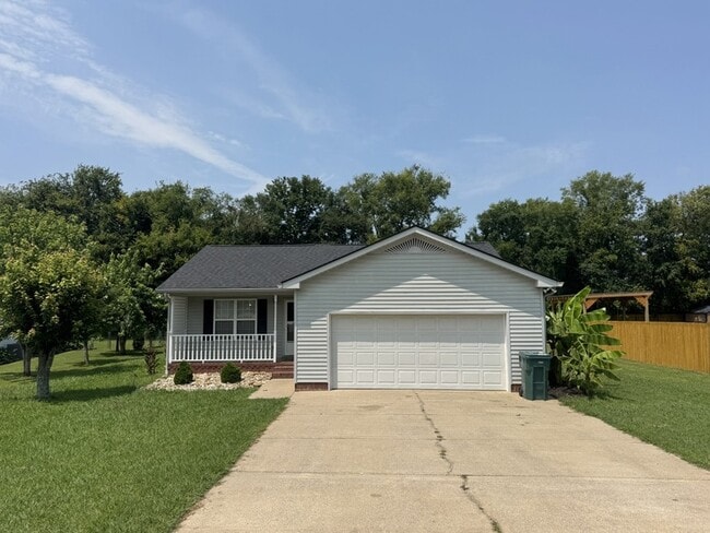 Building Photo - 720 Fields Ln