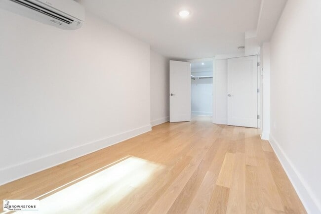 Photo - 9 1st St Unit 1