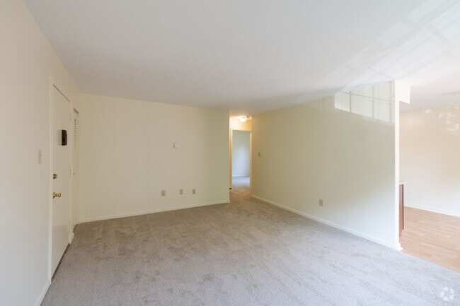 G-CKR Floor Plan - 2BR, 1BA_1063SF - Living Room - Carpenter Village Apartments