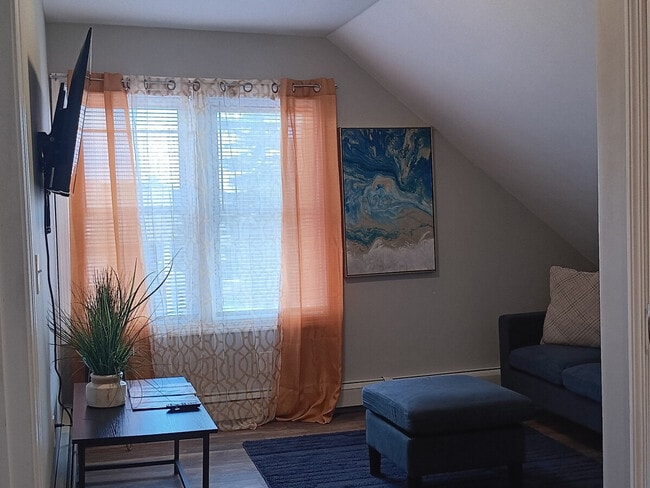 Building Photo - 20 Hawkins St Unit ID1373656P