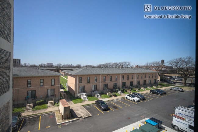 Photo - 150 N Ashland Ave Unit FL3-ID1055