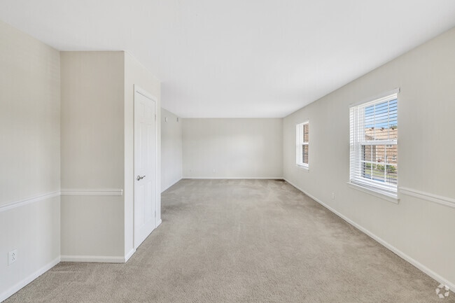 Peyton - 1BR, 1BA - 979SF - Living Room - Haygood Halls