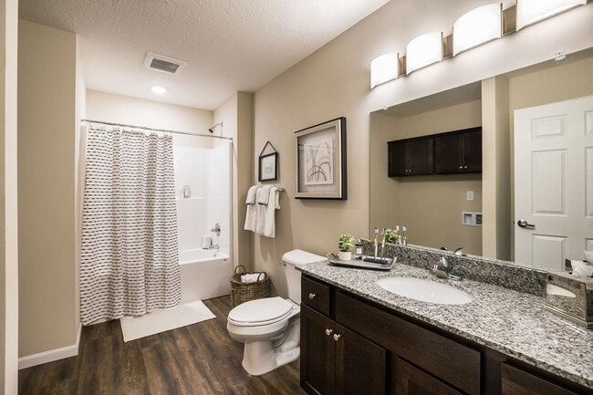 Building Photo - Redwood Fort Wayne Noyer Road