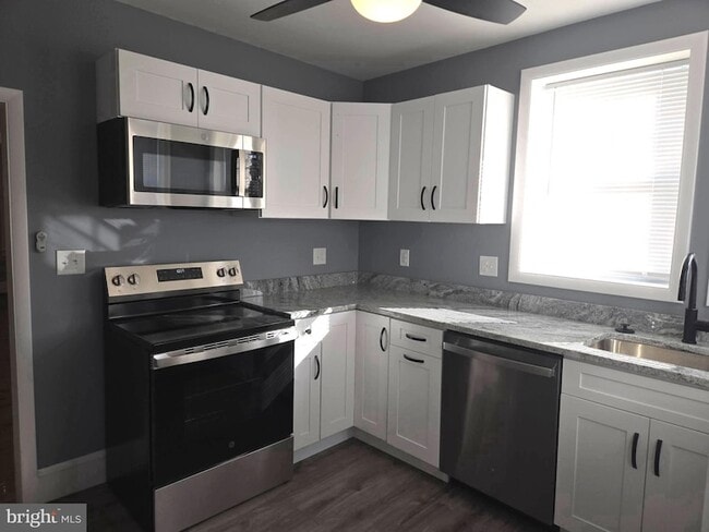 Building Photo - 2911 Markley Ave