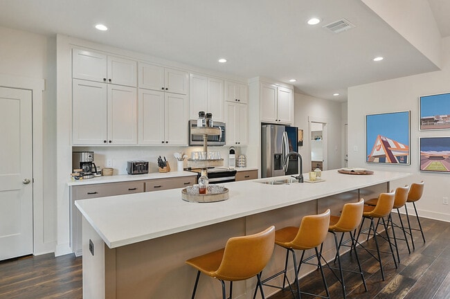 Photo - 401 W Brookside Dr Unit ID1328075P