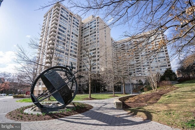 Photo - 4515 Willard Ave