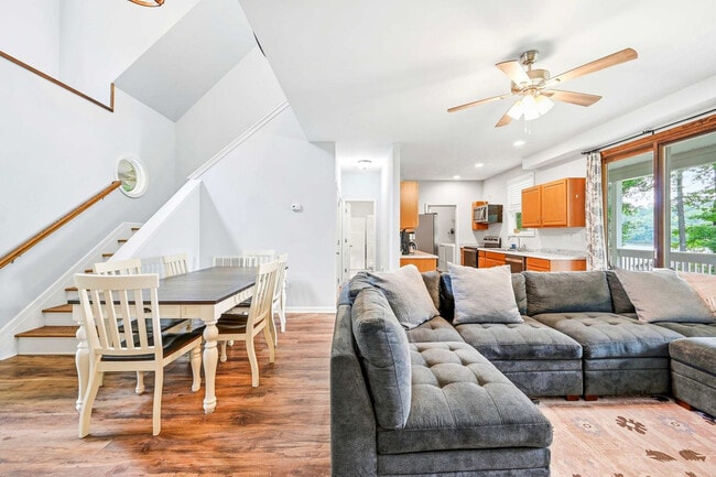 Building Photo - 138B Little River Run N Unit SI ID1594583P