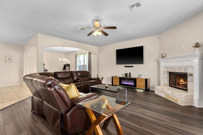 Photo - 4905 Ledgestone Trail Unit ID1324869P