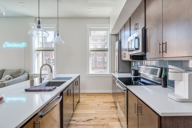 Photo - 35 E 13th St Unit ID1056142P