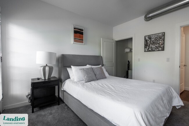 Photo - 1903 E Marshall St Unit 511-V.1412330