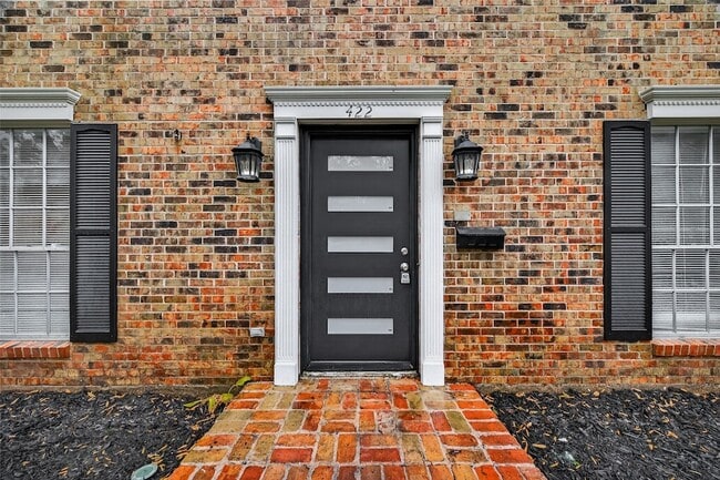 Photo - 422 Willow Vista Dr