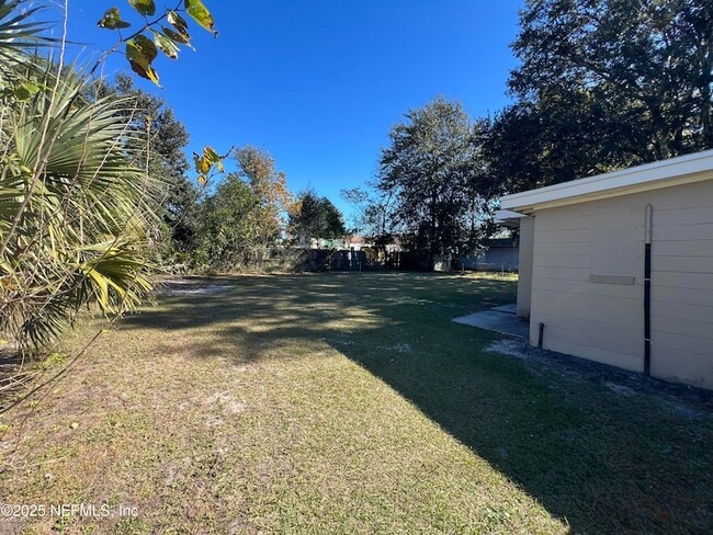 Photo - 8931 Devonshire Blvd