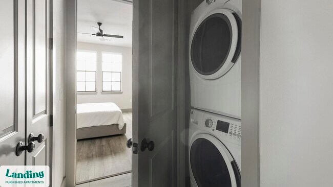 Photo - 1215 Sawyer St Unit 532