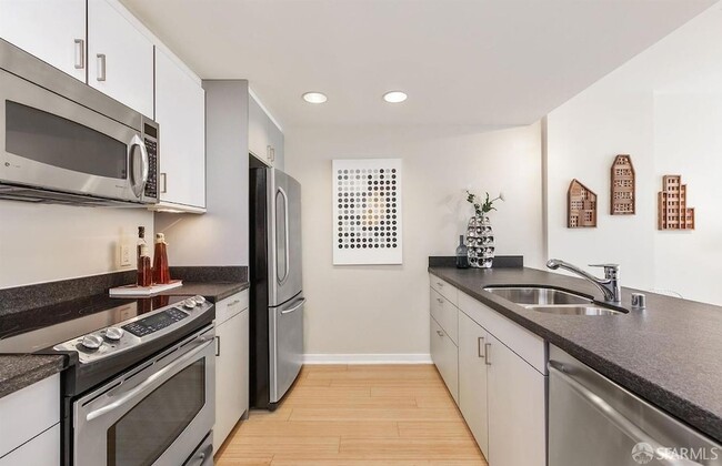 Photo - 451 Kansas St Unit 571