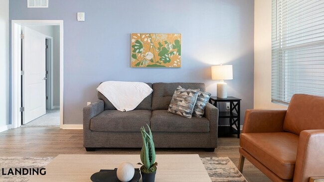 Building Photo - 1000 Western Breeze Circle Unit 1-409