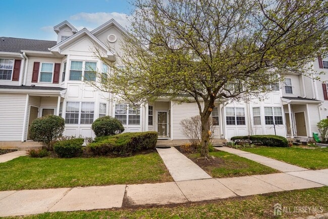 Photo - 1503 Blossom Cir