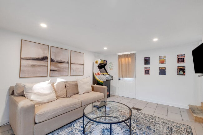 Photo - 69B Donelson St Unit ID1357997P