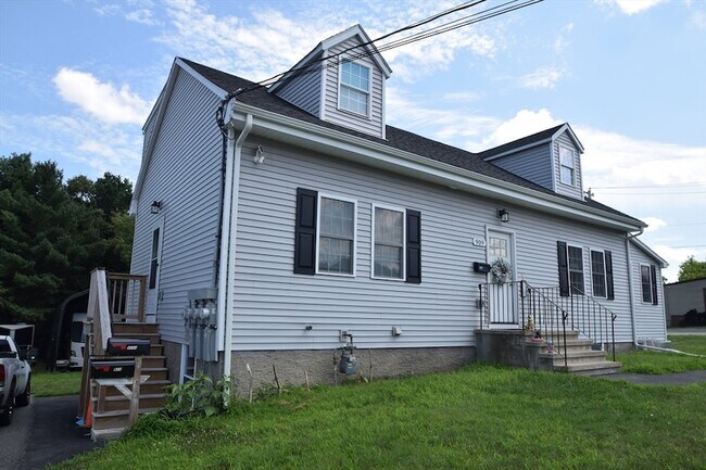 Photo - 909 North St Unit A