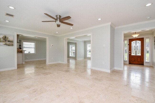 Photo - 707 Thistlewood Dr