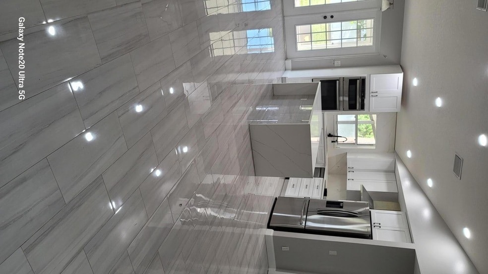 Photo - 2581 SE Jason Ave