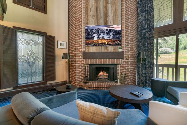 Photo - 70 Gallun Ln Unit ID1339905P