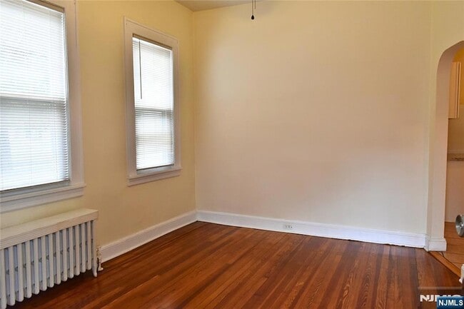 Photo - 139 Ray St Unit 2