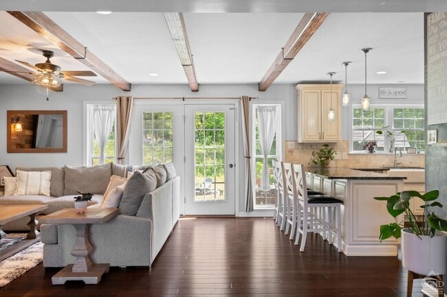 Photo - 174 Grove School Rd