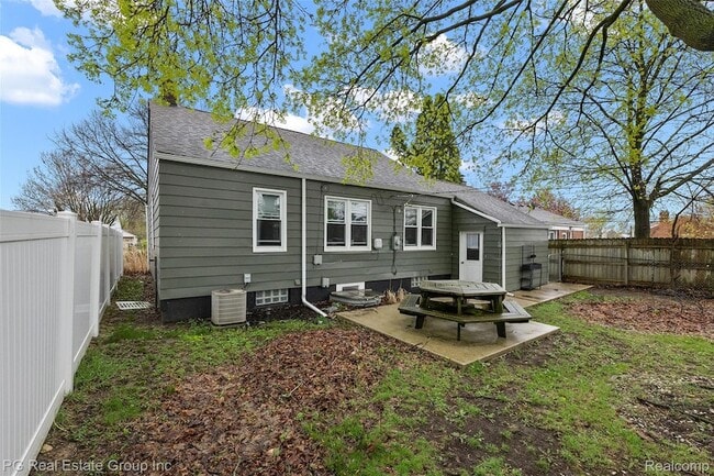 Photo - 4307 Cooper Ave