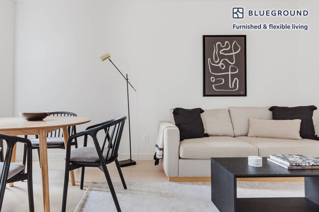 Photo - 250 N 6th St Unit SI FL3-ID1501