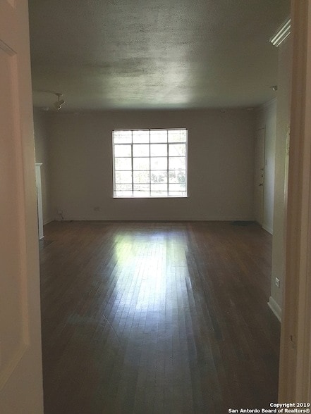 Photo - 230 E Mulberry Ave