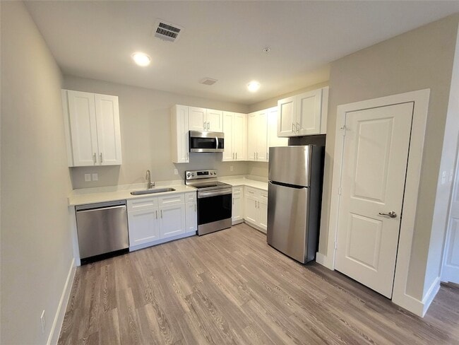 Photo - 1620 Oak Tree Dr Unit 3210