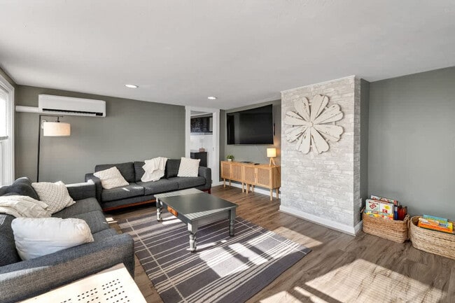 Building Photo - 9 Cole St Unit ID1312390P