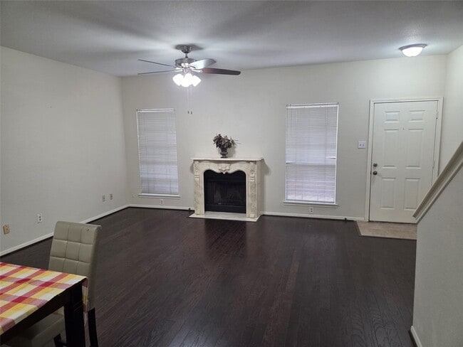 Photo - 3780 Tanglewilde St Unit 106