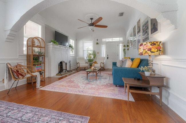 Photo - 1003 E 19th Ave Unit ID1053143P