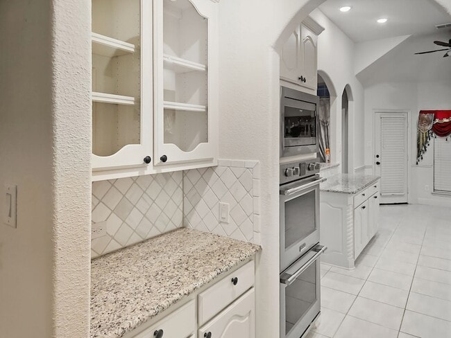 Photo - 5325 Center Hill Dr