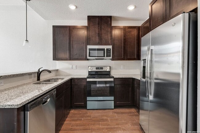Photo - 446 Weatherby Dr
