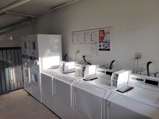 Photo - Jacaranda Apartments