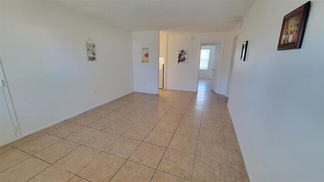 Photo - 826 Sky Lake Cir Unit D