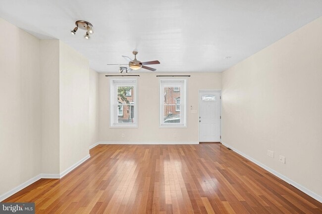 Photo - 126 Ripka St