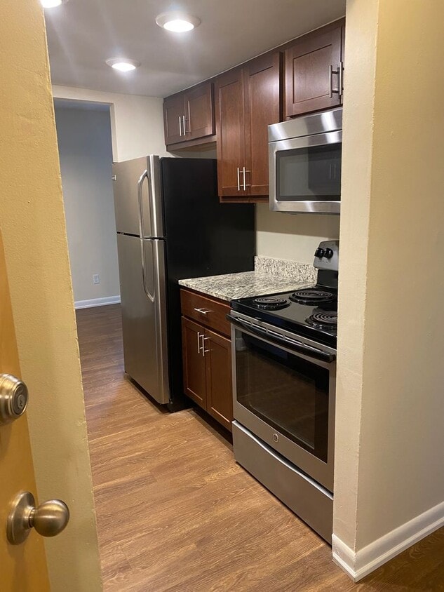 Floor Plan - Upgraded 1, 2 and 2.15 bath apartments