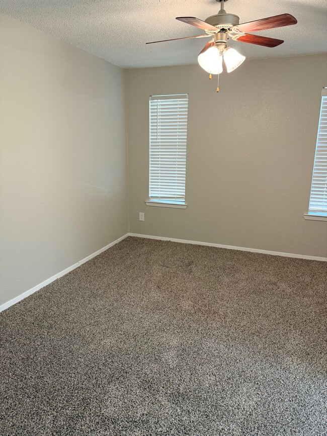 Photo - Sierra Apartments