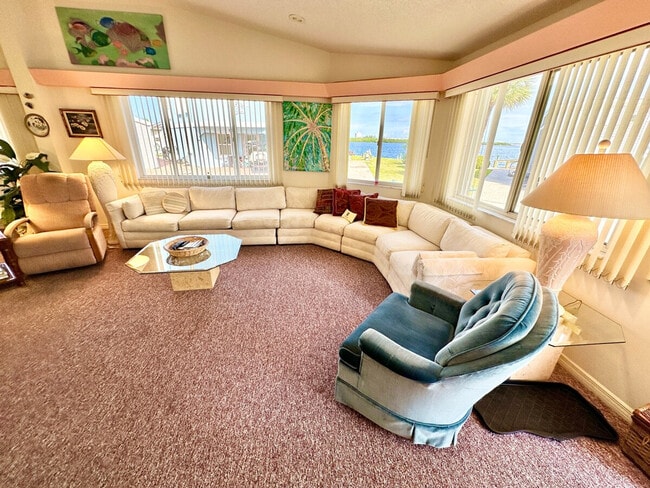Building Photo - 1344 Nettles Blvd Unit SI ID1537488P