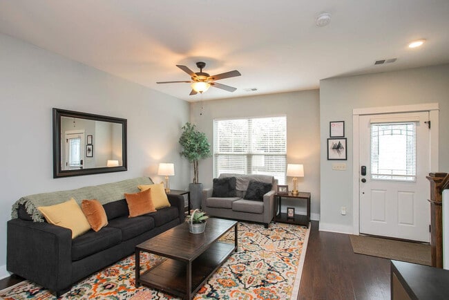 Photo - 1106B Stratford Ave Unit ID1312367P