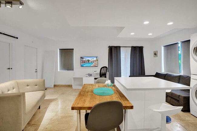 Photo - 3215 NE 7th St Unit SI FL2-ID1504119P