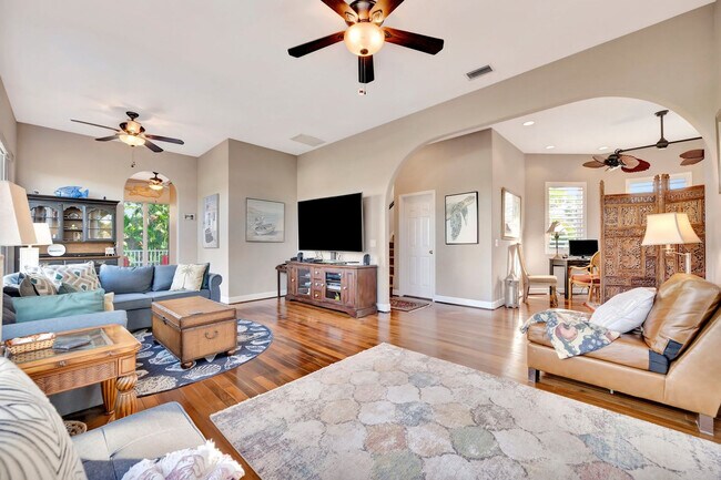 Photo - 28 Michiana Dr Unit ID1378921P